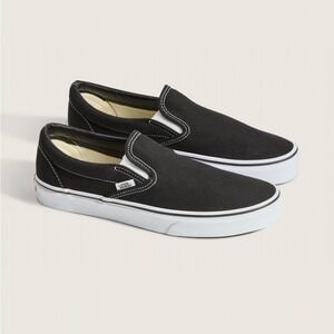 Vans Unisex Classic Black Slip-On Loafers